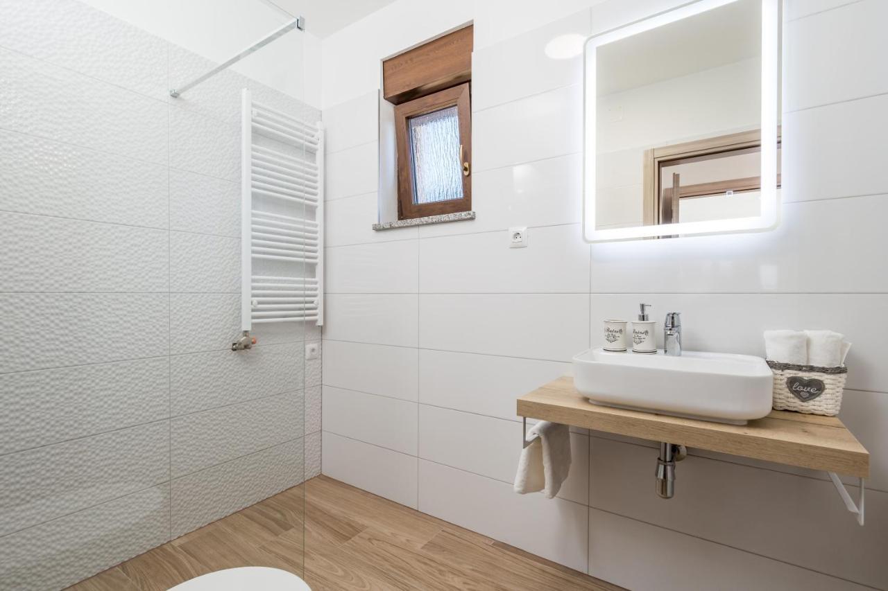 Villa Teza, brand new, 8 guests, amazing view Glavani Esterno foto
