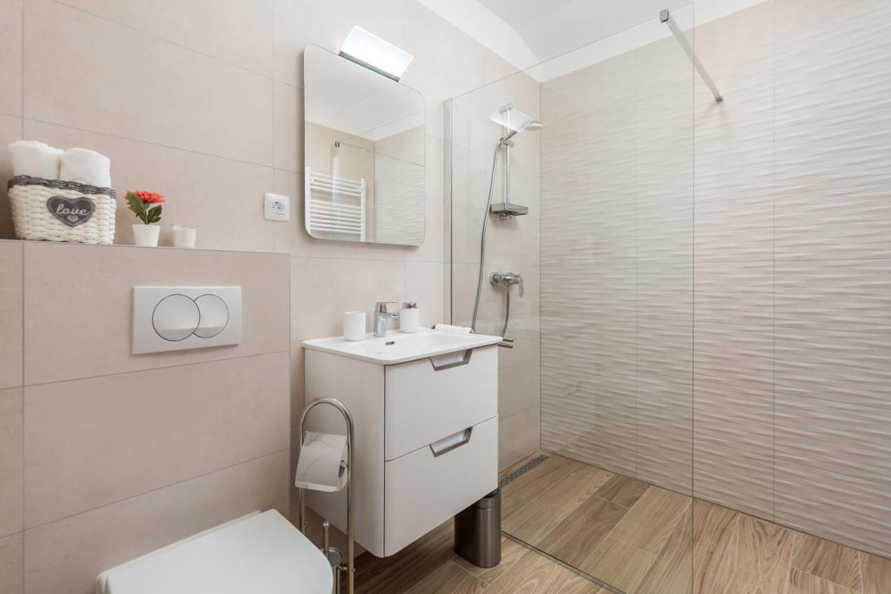 Villa Teza, brand new, 8 guests, amazing view Glavani Esterno foto
